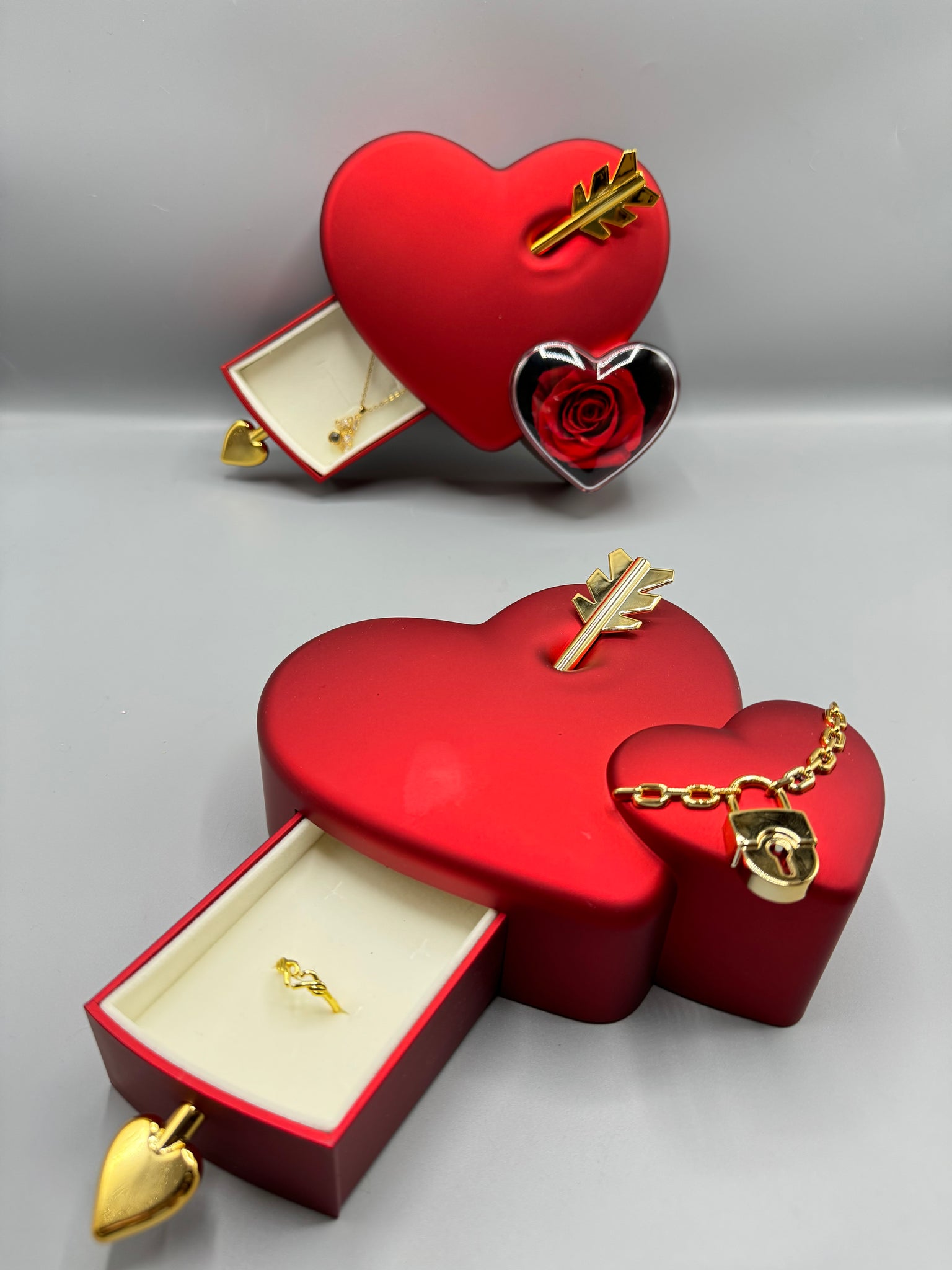 Twin heart  box & ring