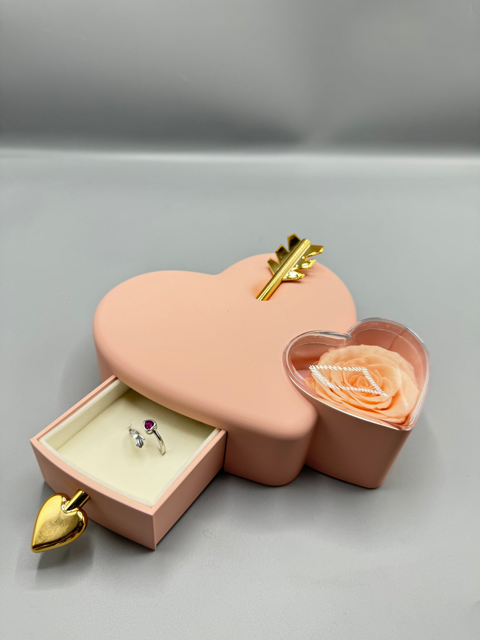 Twin heart  forever rose box & ring