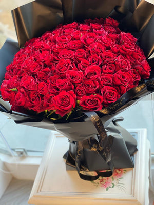 100 Rose's Bouquet - Bae3at Elward flower shop 