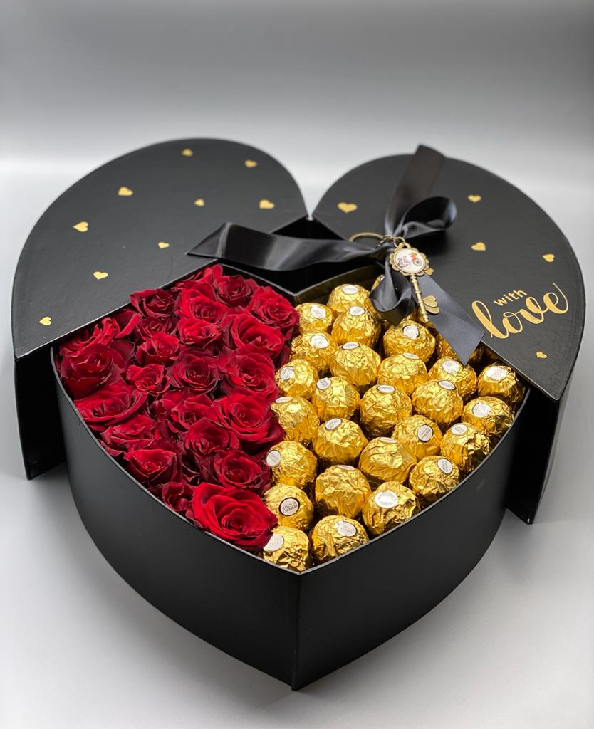 Heart-Shaped Black box - Bae3at Elward flower shop 
