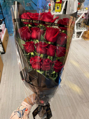 Red Roses Bouquet - Bae3at Elward flower shop 
