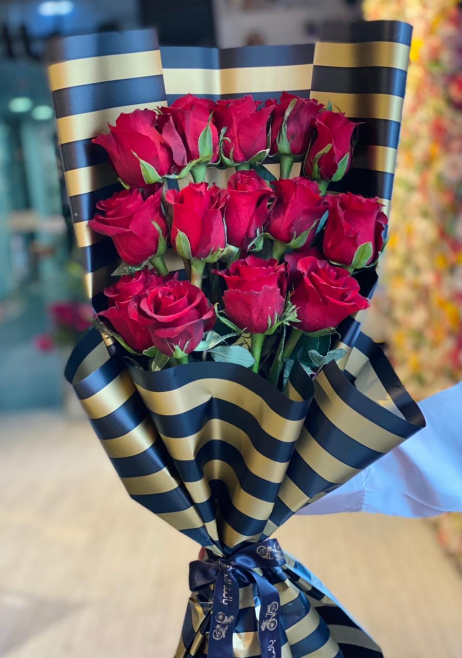 Red Roses Bouquet - Bae3at Elward flower shop 