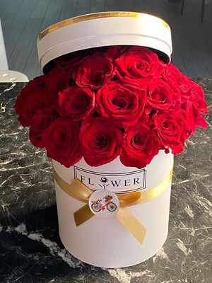 Red Flowers Box - Bae3at Elward flower shop 