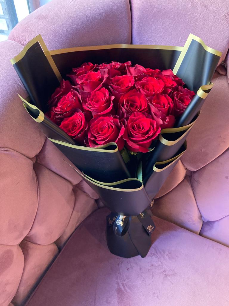 Red Roses Bouquet